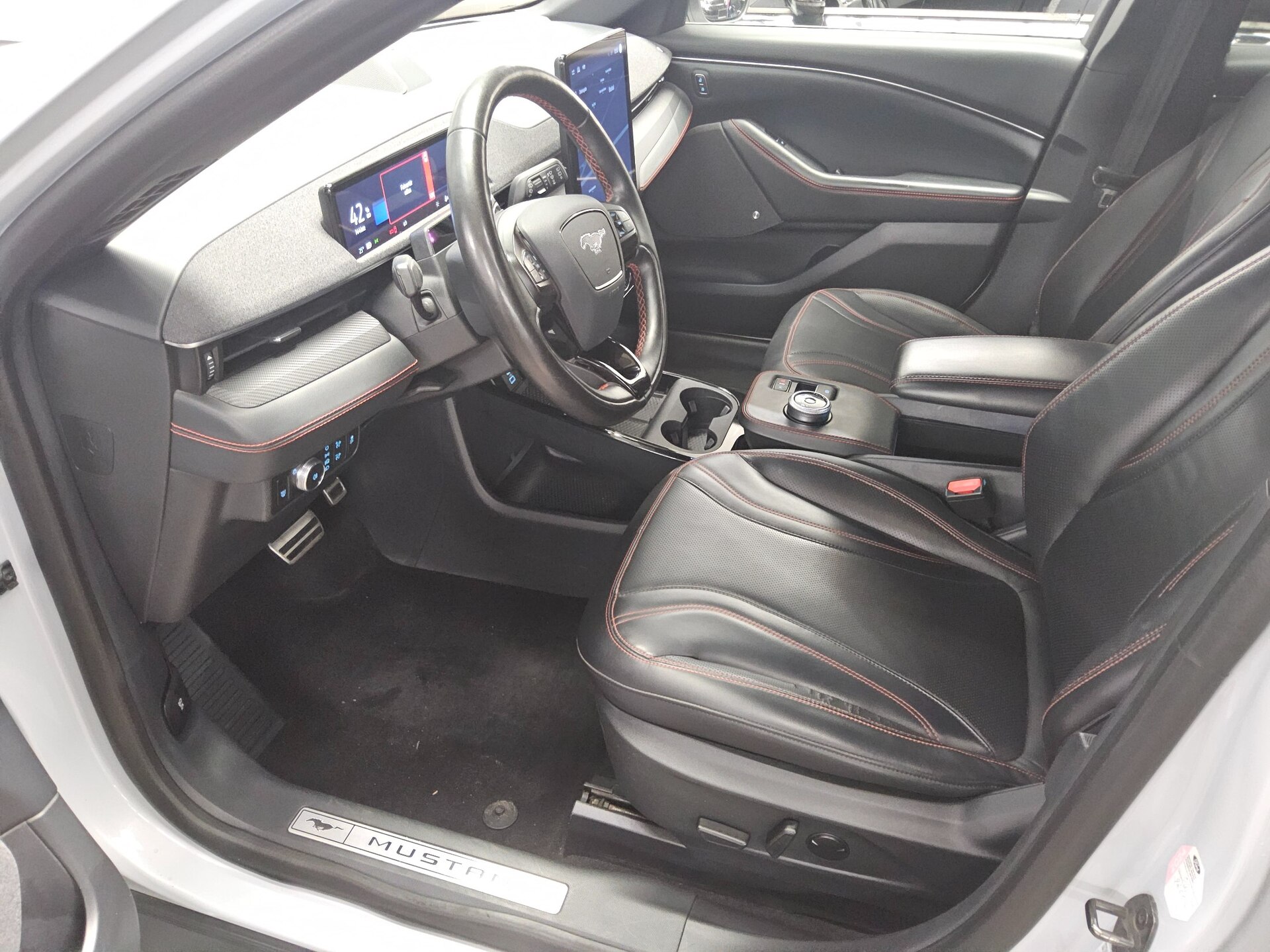 Ford Mustang Mach-E AWD Navi LED Leder RfK 360° ACC 8