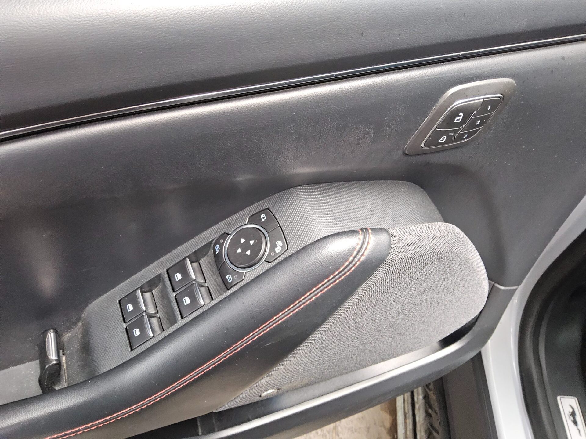 Ford Mustang Mach-E AWD Navi LED Leder RfK 360° ACC 9