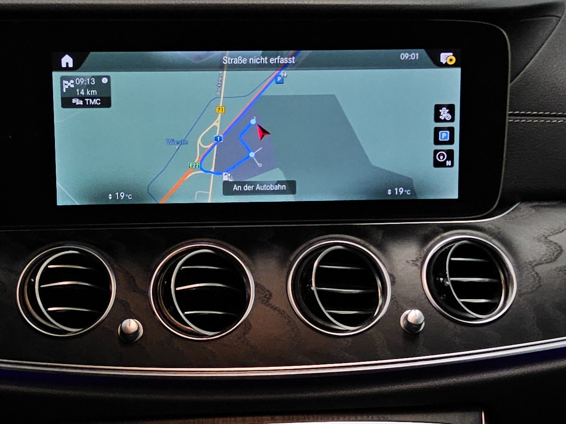 Mercedes-Benz E 300 T e AMG-Line Night Navi LED Widescreen 7