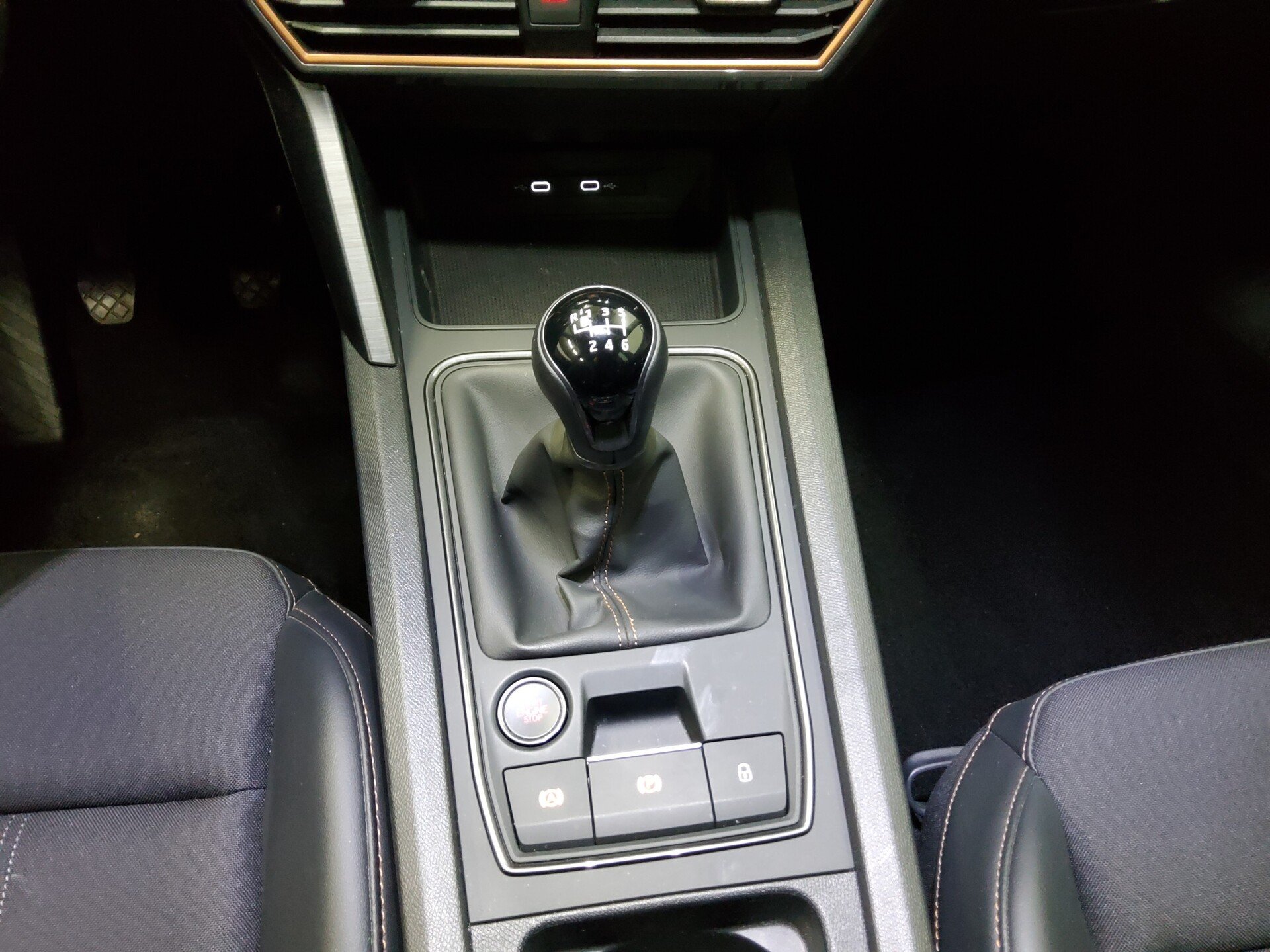 Cupra Formentor 2.0 TDI 4Drive T-Leder Navi LED vc AHK 6