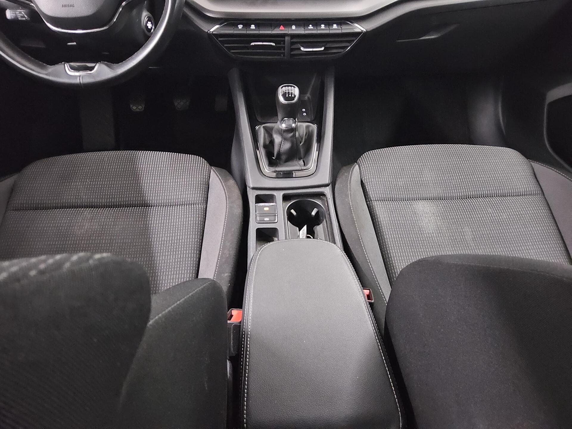 Skoda Octavia Kombi 2.0 TDI Ambition Navi LED vc AHK 6