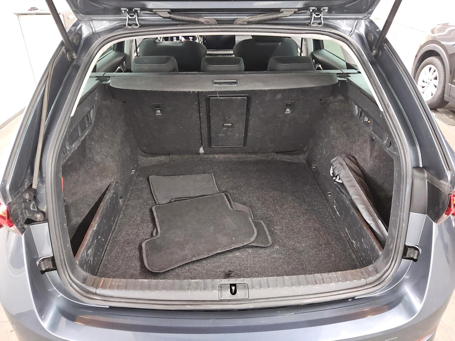 Skoda Octavia Kombi 2.0 TDI Ambition Navi LED vc AHK 12
