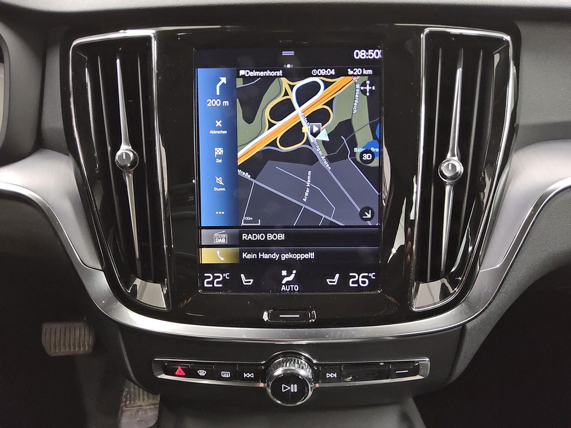 Volvo V60 B4 D Momentum Navi LED AHK Kamera 7