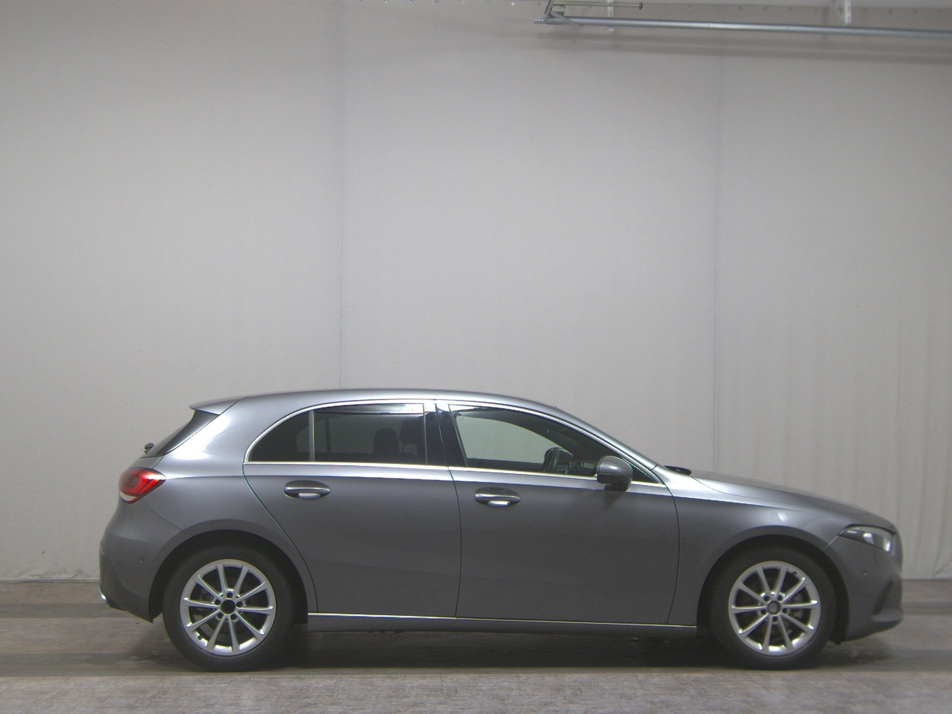 Mercedes-Benz A 180 Progressive T-Leder Navi LED PDC SHZ