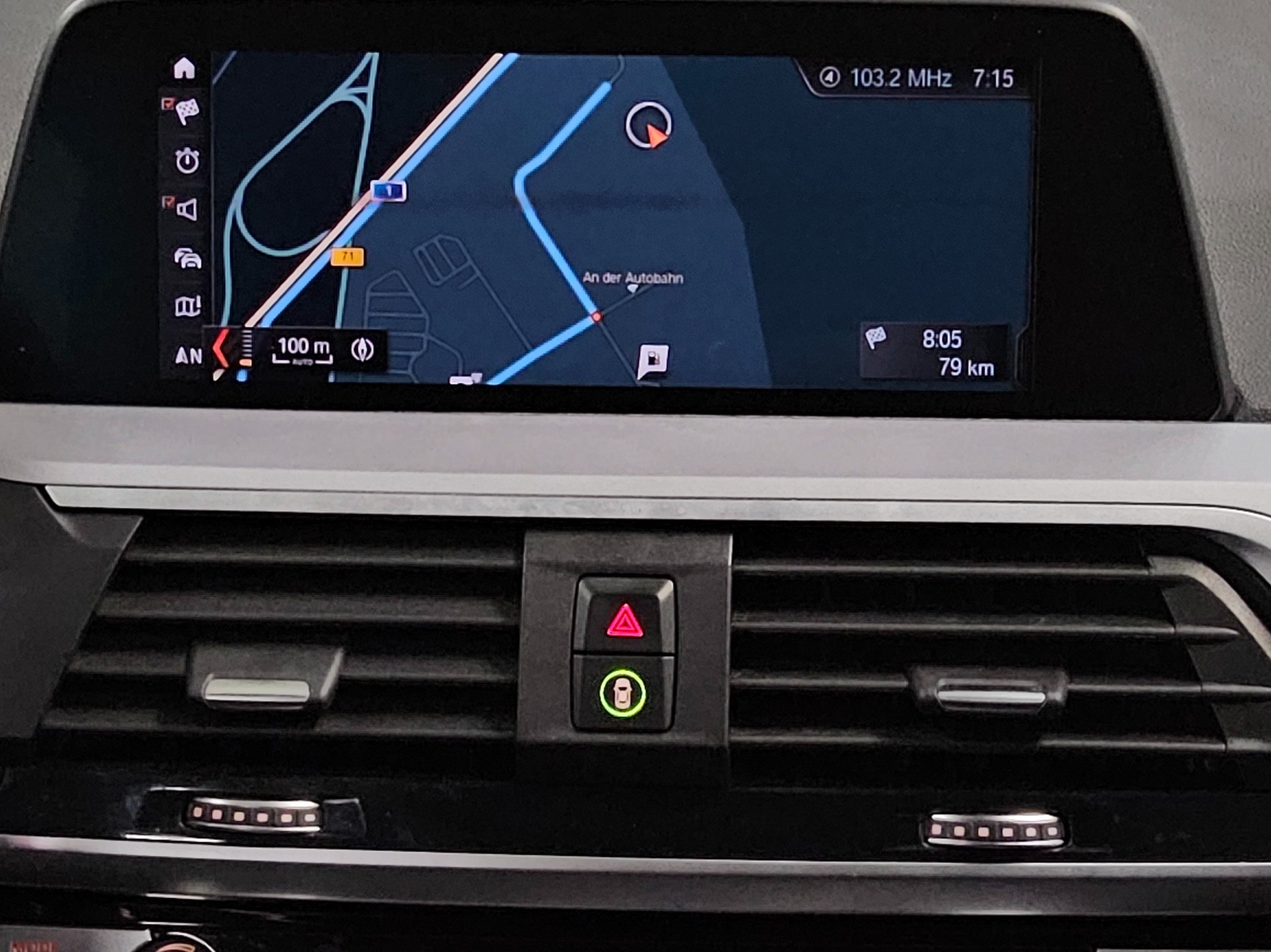 BMW X3 xDrive20d Advantage T-Leder Navi LED Pano RfK 7