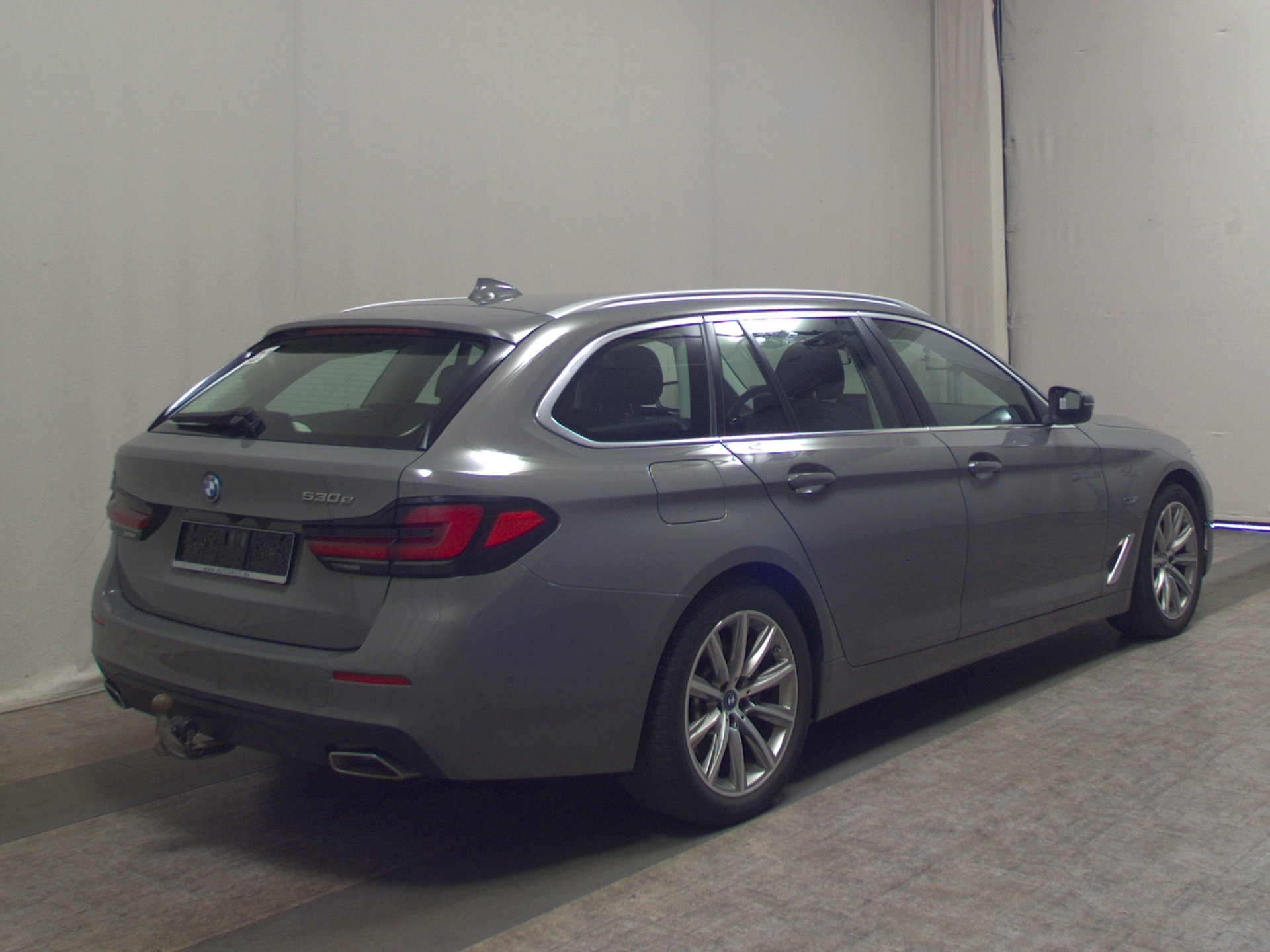 BMW 530e Touring Leder Navi Laser LC-Prof RfK AHK 4