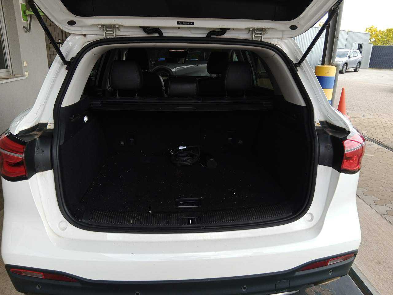 MG EHS NAVI LED LEDER SHZ RFK 11
