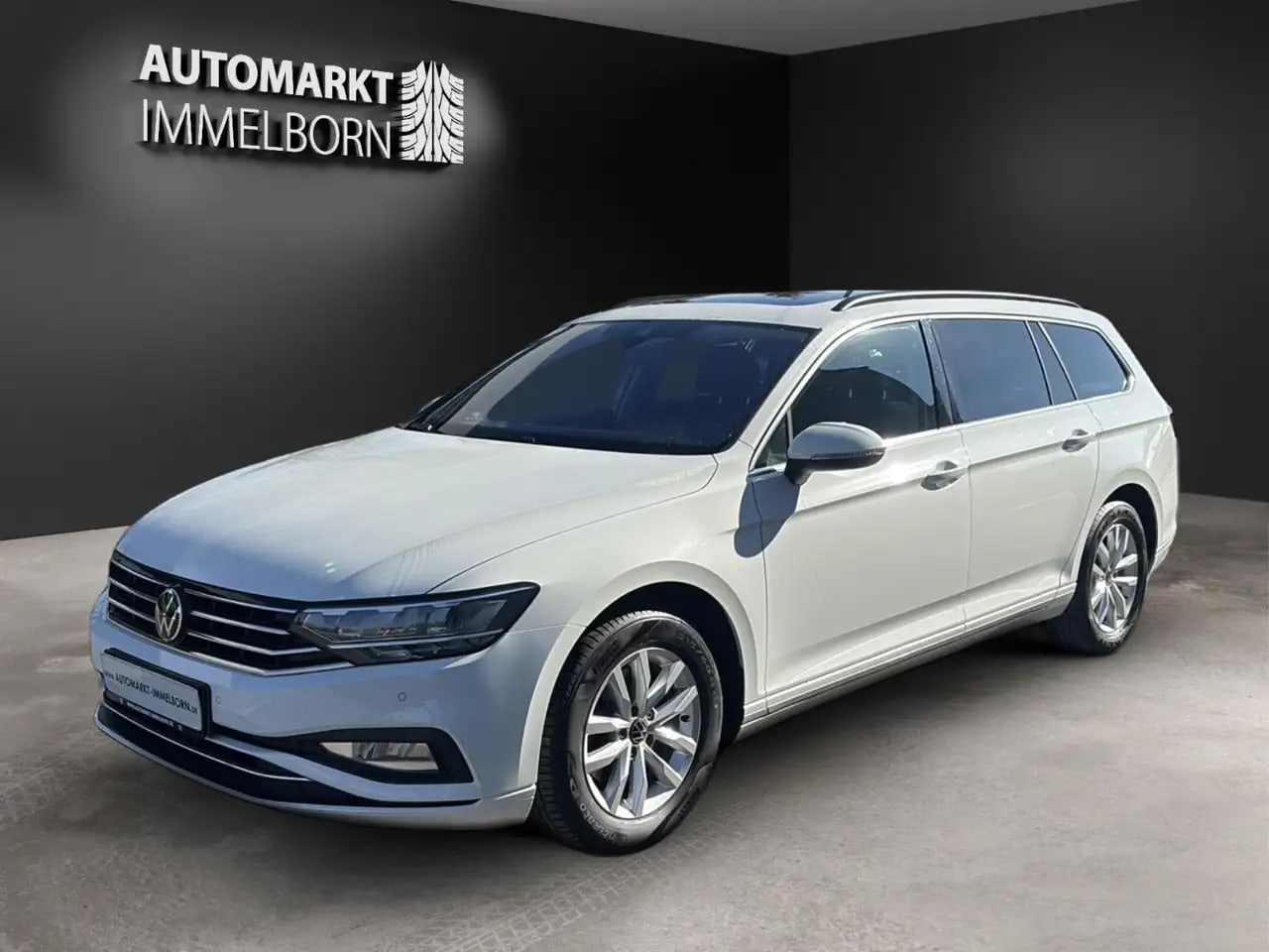 Volkswagen Passat Panorama*ACC*LED*Massag*Spur*Kamera*AHK 4