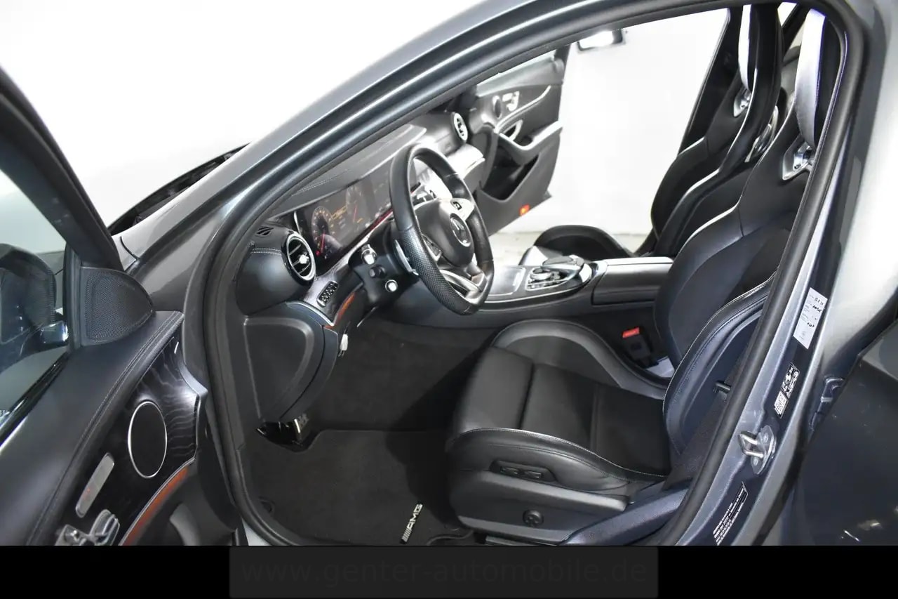 Mercedes-Benz E 43 AMG E 43 T AMG 4M COMAND WIDESCREEN WEBASTO AIRMATIC 10