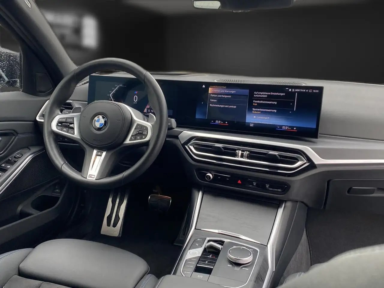 BMW 320 d xD M Sport STHZG*Wides*Kamera*ACC*HUD*Hifi 9