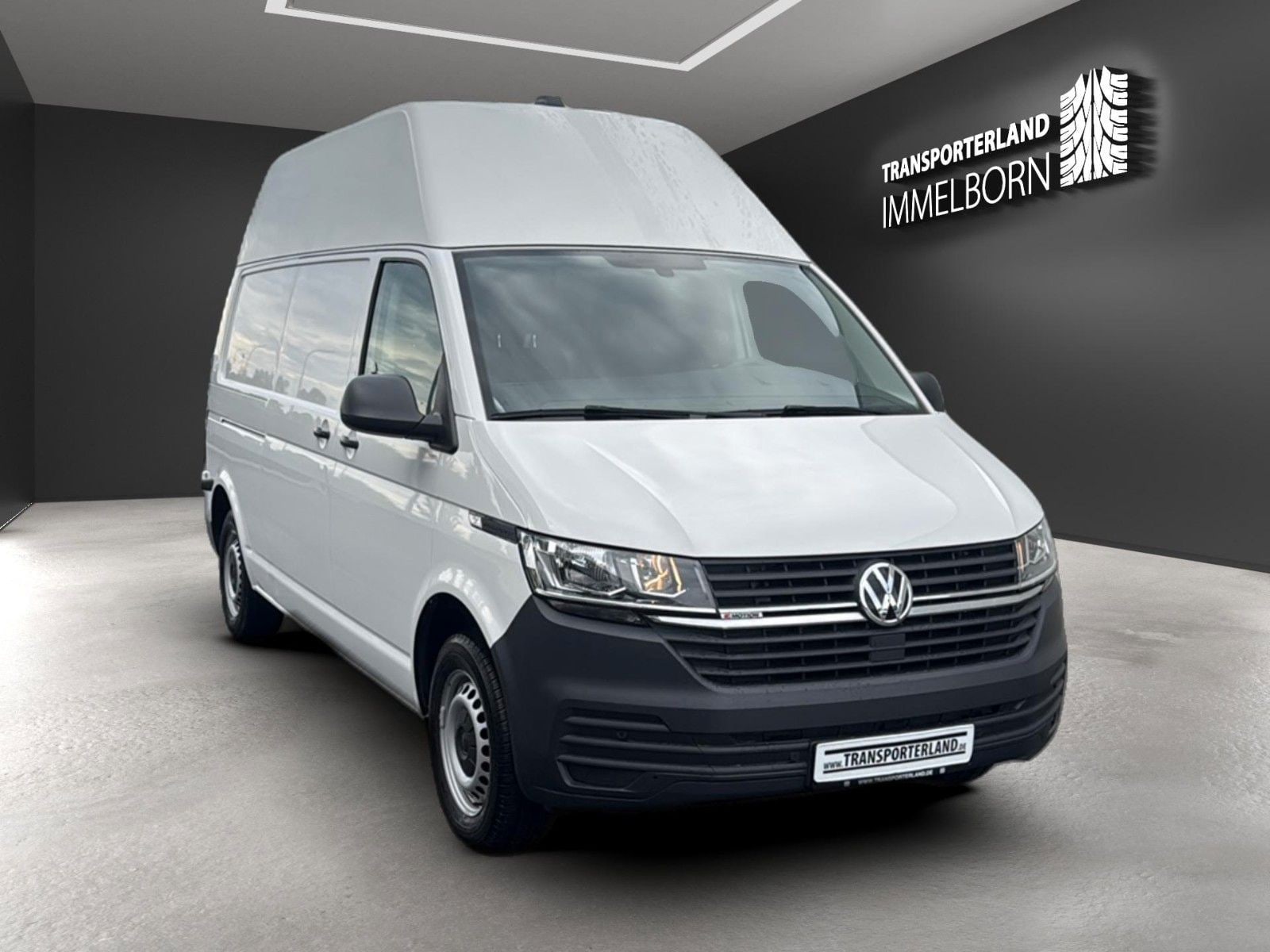 Volkswagen T6.1 4Motion hoch+lang Klima+Sthz+Navi+PDC+Regal 2