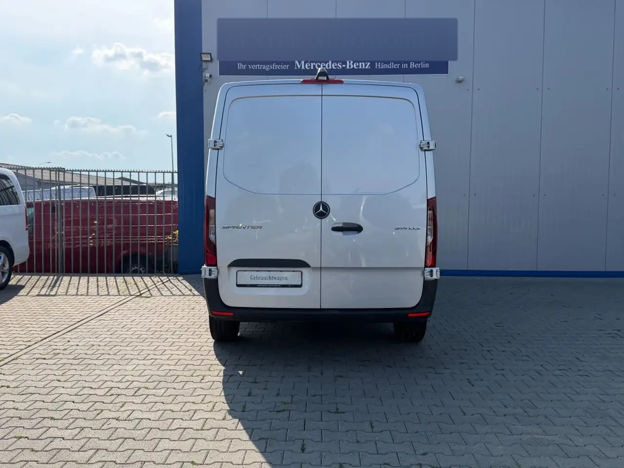 Mercedes-Benz Sprinter 314 AUTOMATIK NAVI TOTWINKEL KAMERA LED 9
