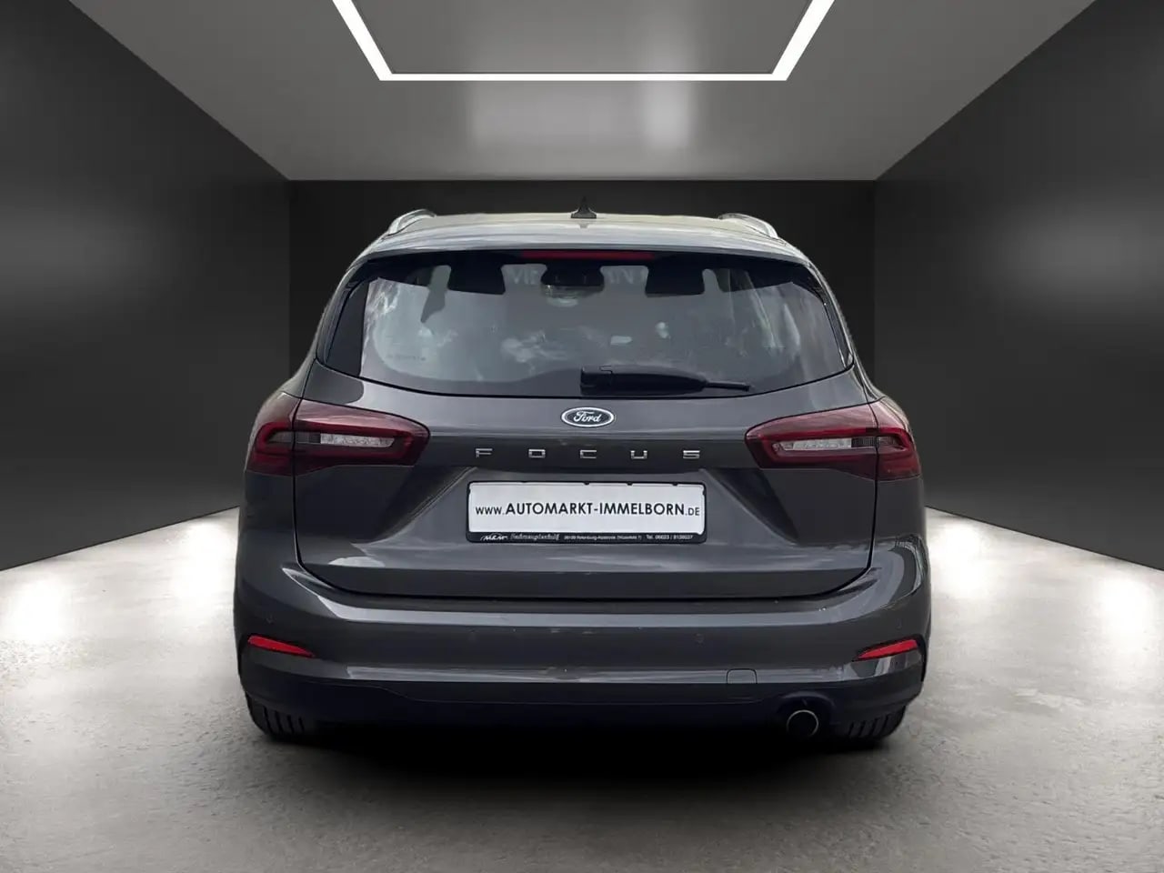 Ford Focus Titanium Style LED*Navi+*PDC*Winterpaket*L 9