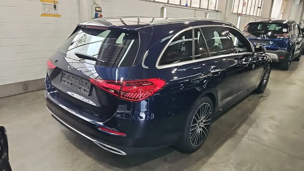 Mercedes-Benz C 300 d 18*Kamera*2FarbigLeder*Distro*STHZG*LED* 4