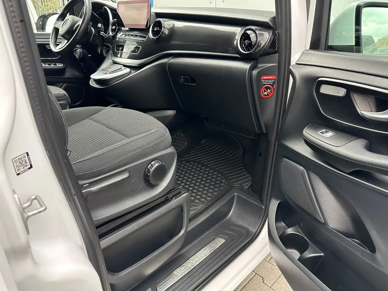Mercedes-Benz V 220 V220 d LANG 9G MBUX KAMERA AHK 7-SITZER 13