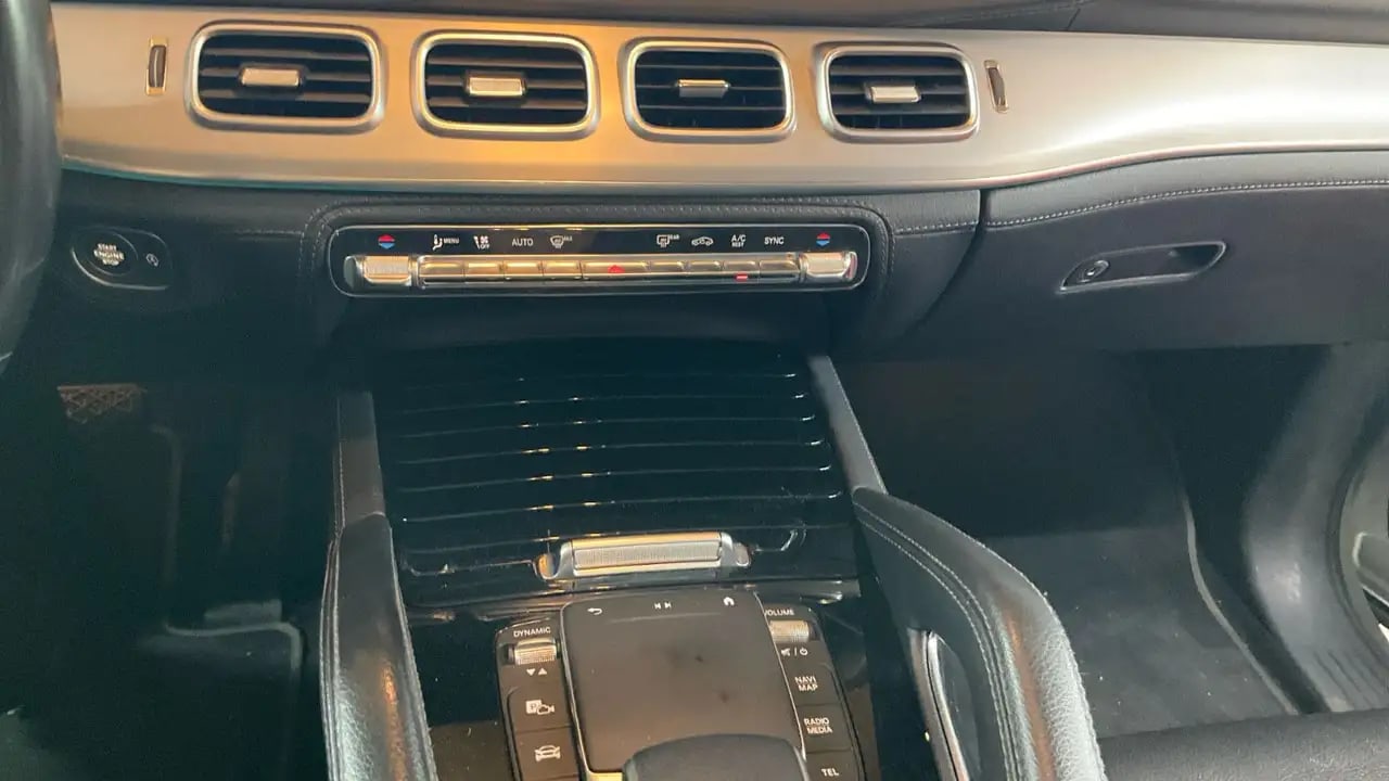 Mercedes-Benz GLE 300 d Exclusive Pano*Mubeam*Distro*Servoschl 11