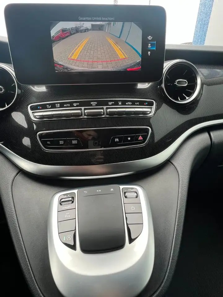 Mercedes-Benz V 300 V300d LANG SPORTPAKET LEDER LED STANDHEIZUNG AHK 20