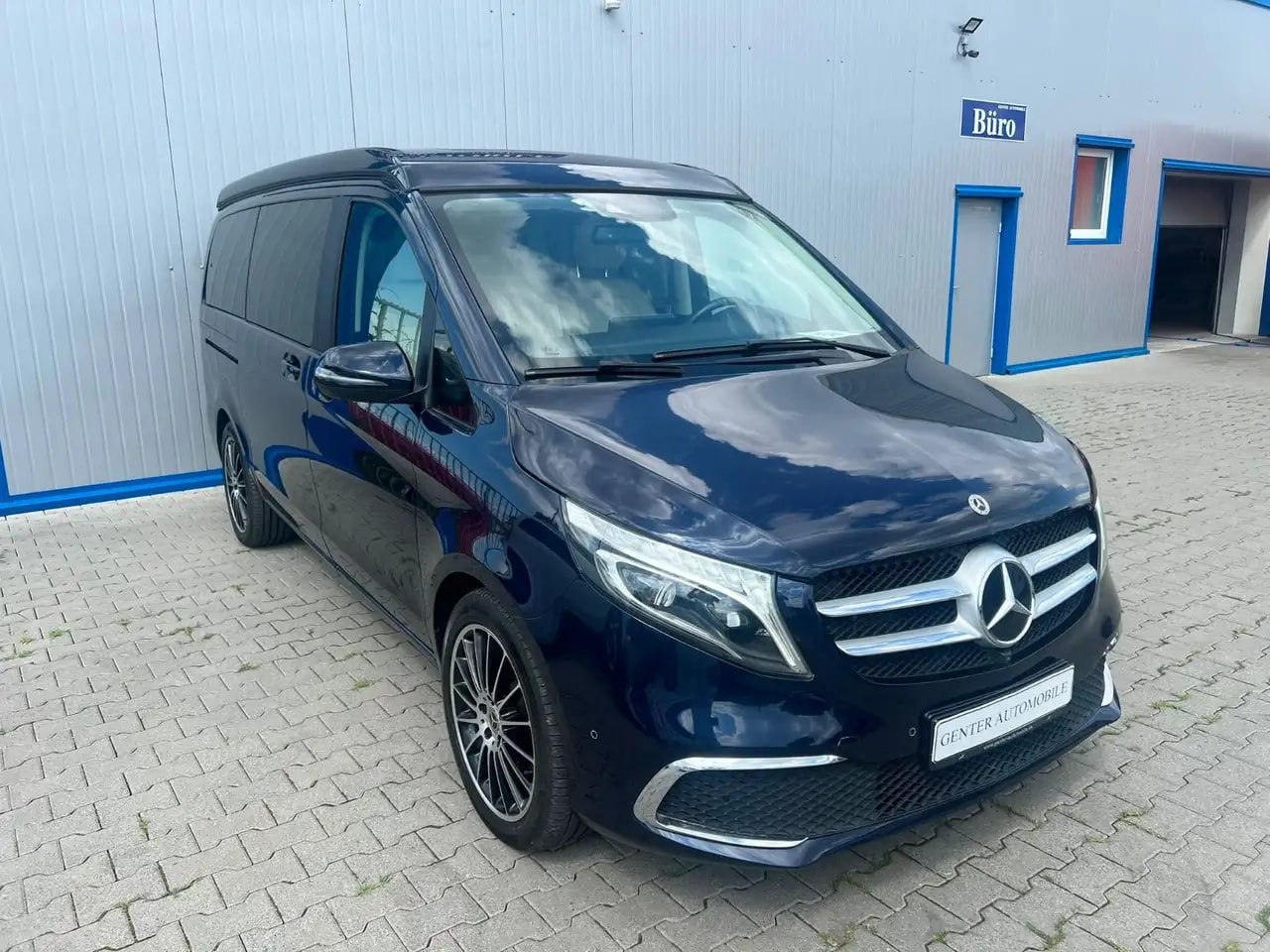 Mercedes-Benz V 300 d LANG MARCO POLO KÜCHE LEDER LED AIRMATIC 3