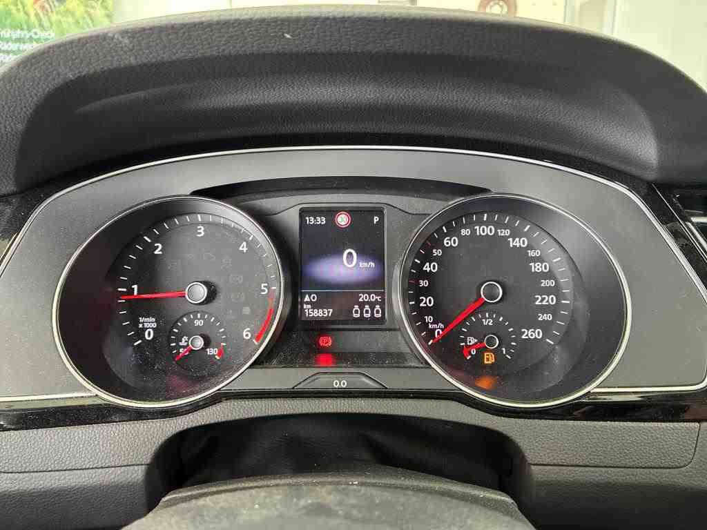 Volkswagen Passat Variant 2.0 TDI Business NAVI SHZ RFK LED ACC 7