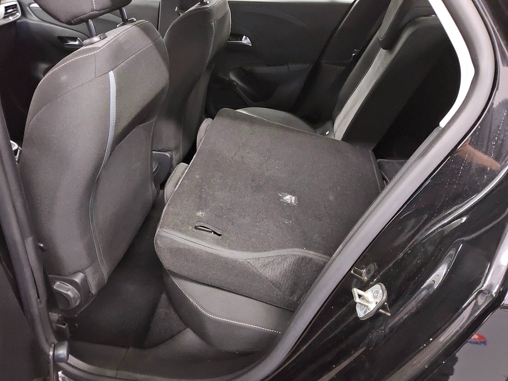 Opel Corsa 1.2 Edition Navi Shz DAB PDC 12