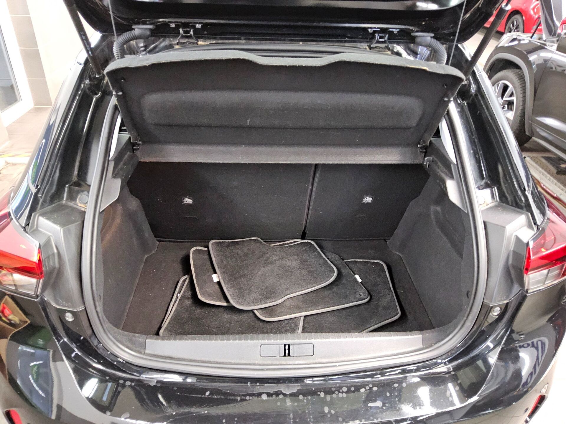 Opel Corsa 1.2 Edition Navi Shz DAB PDC 11