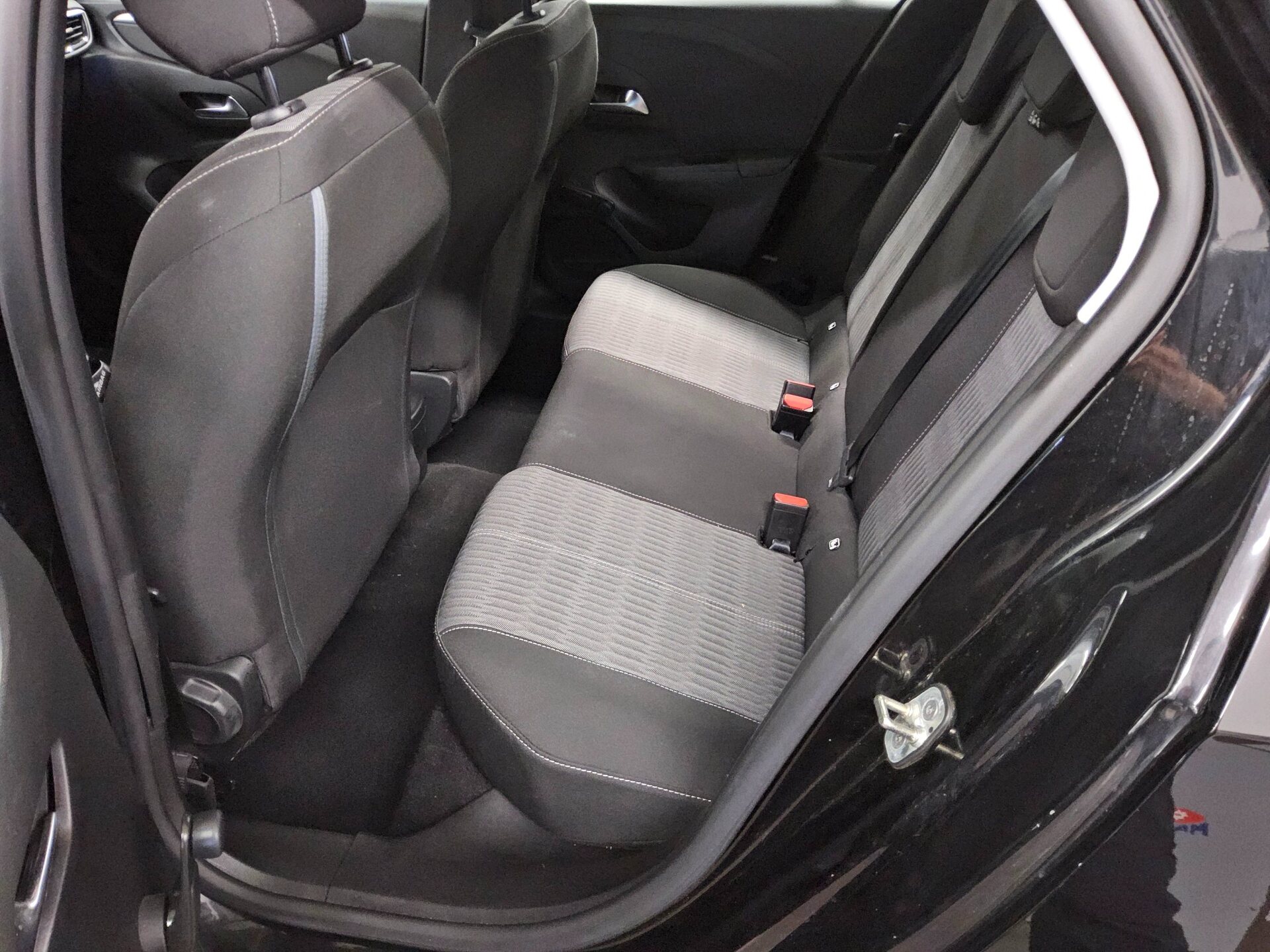 Opel Corsa 1.2 Edition Navi Shz DAB PDC 13