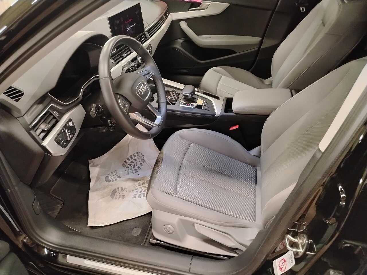 Audi A4 Avant 40 TDI RFK AHK 6
