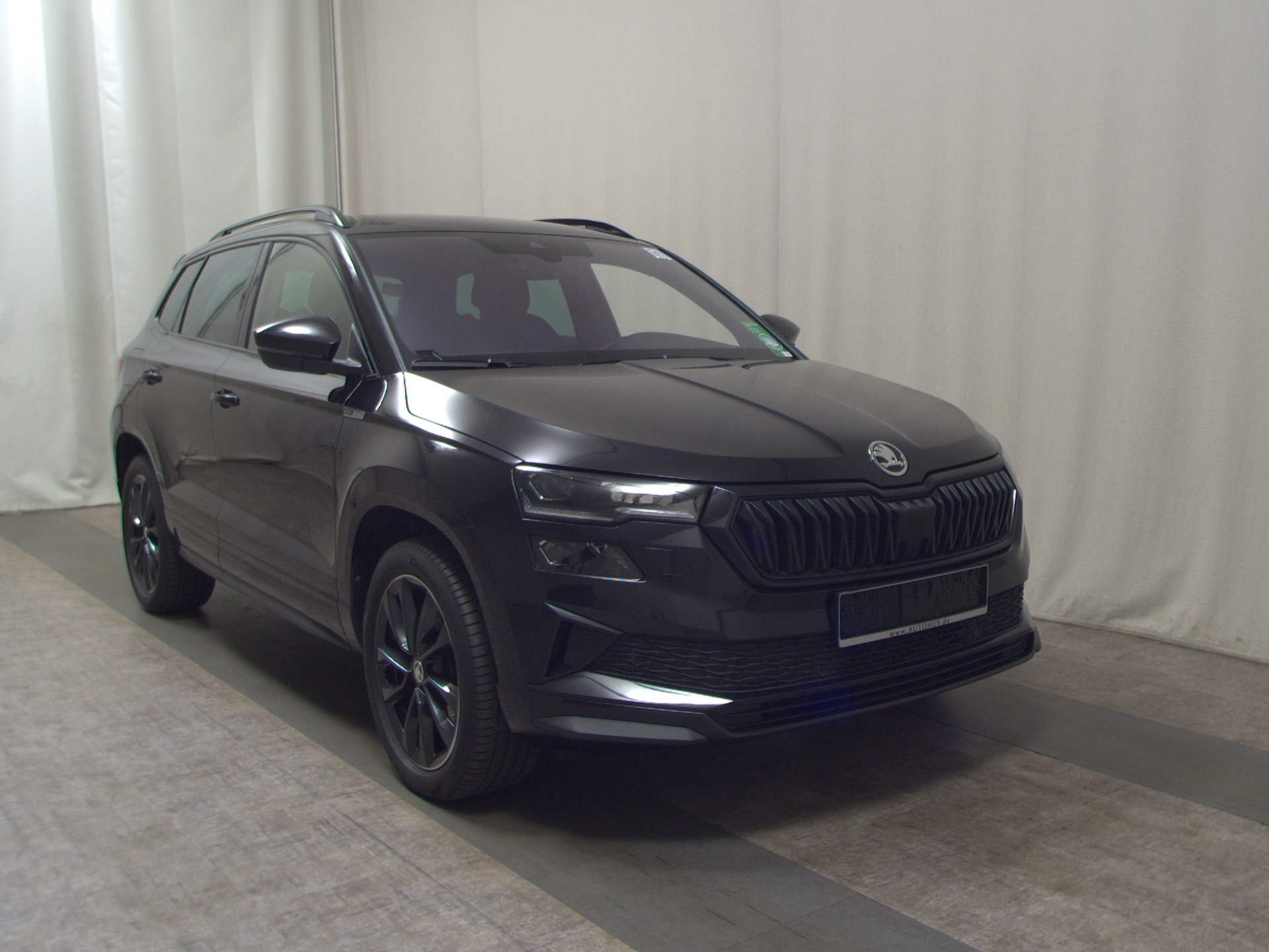 Skoda Karoq 2.0 TDI 4x4 SportLine Navi LED vc Memory Shz Leder 3
