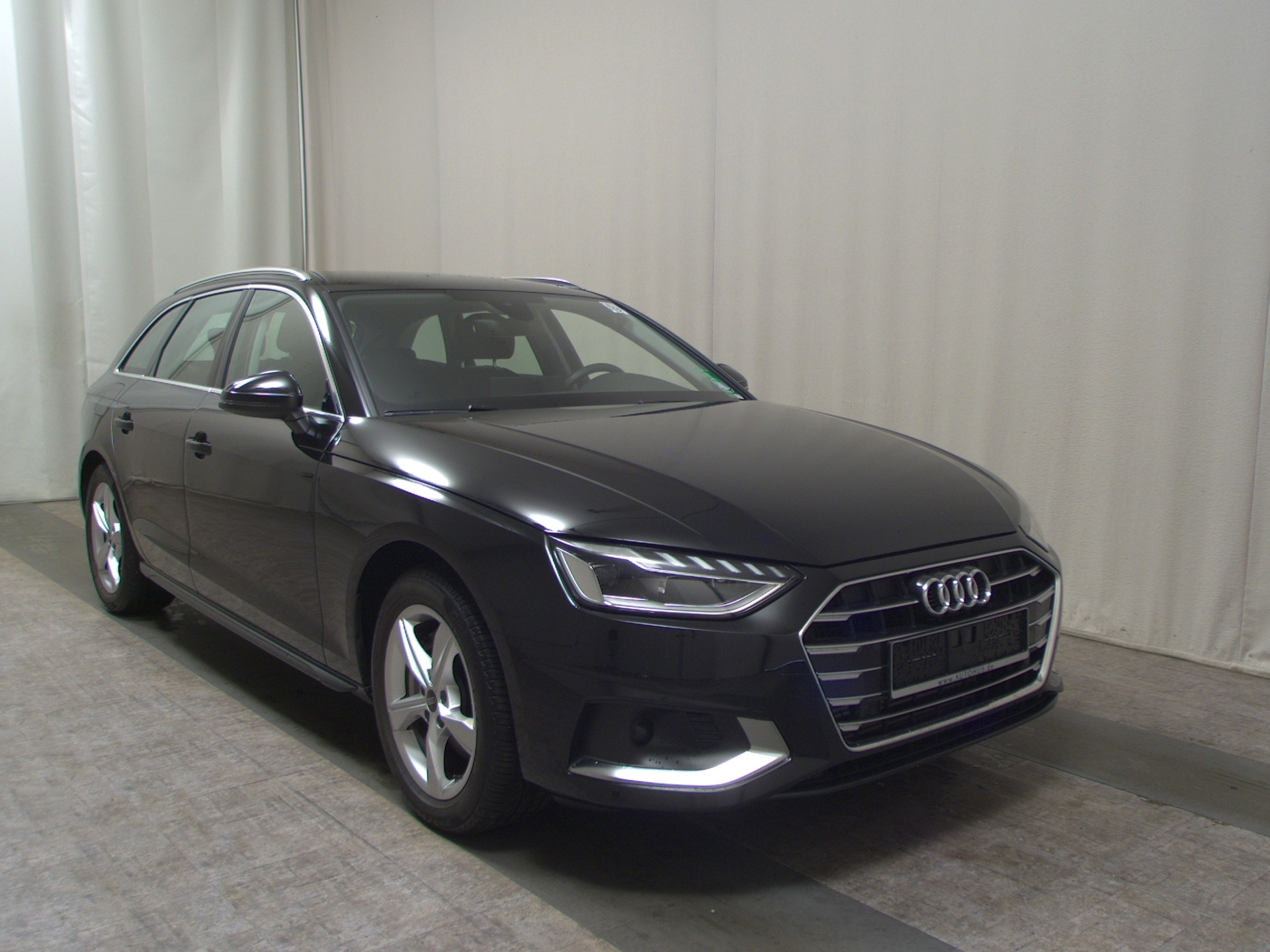 Audi A4 Avant 40 TFSI advanced Navi LED vc+ ACC AHK 3