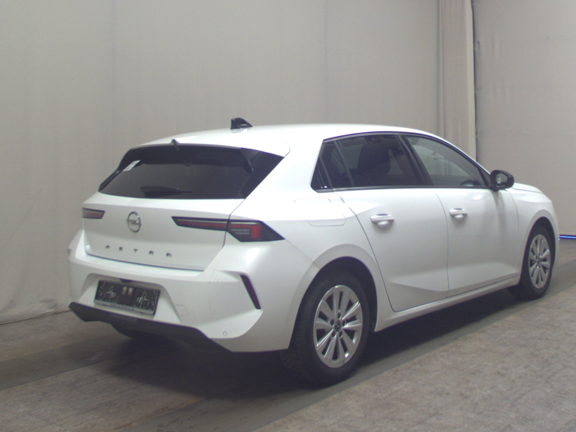 Opel Astra 1.2 Turbo Business Ed. Navi LED RFK 4