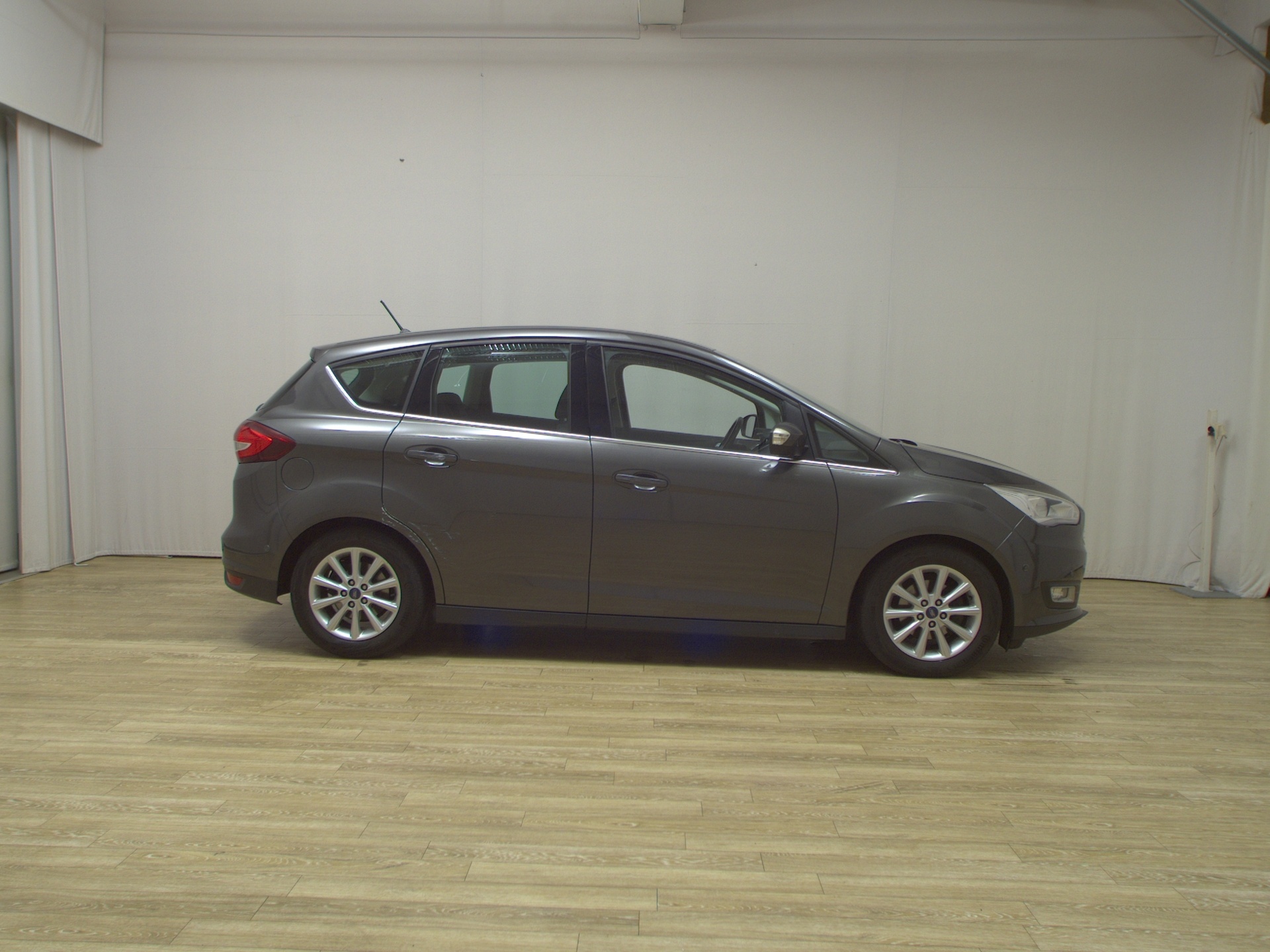 Ford C-Max 1.5 TDCi Titanium Navi PDC Shz
