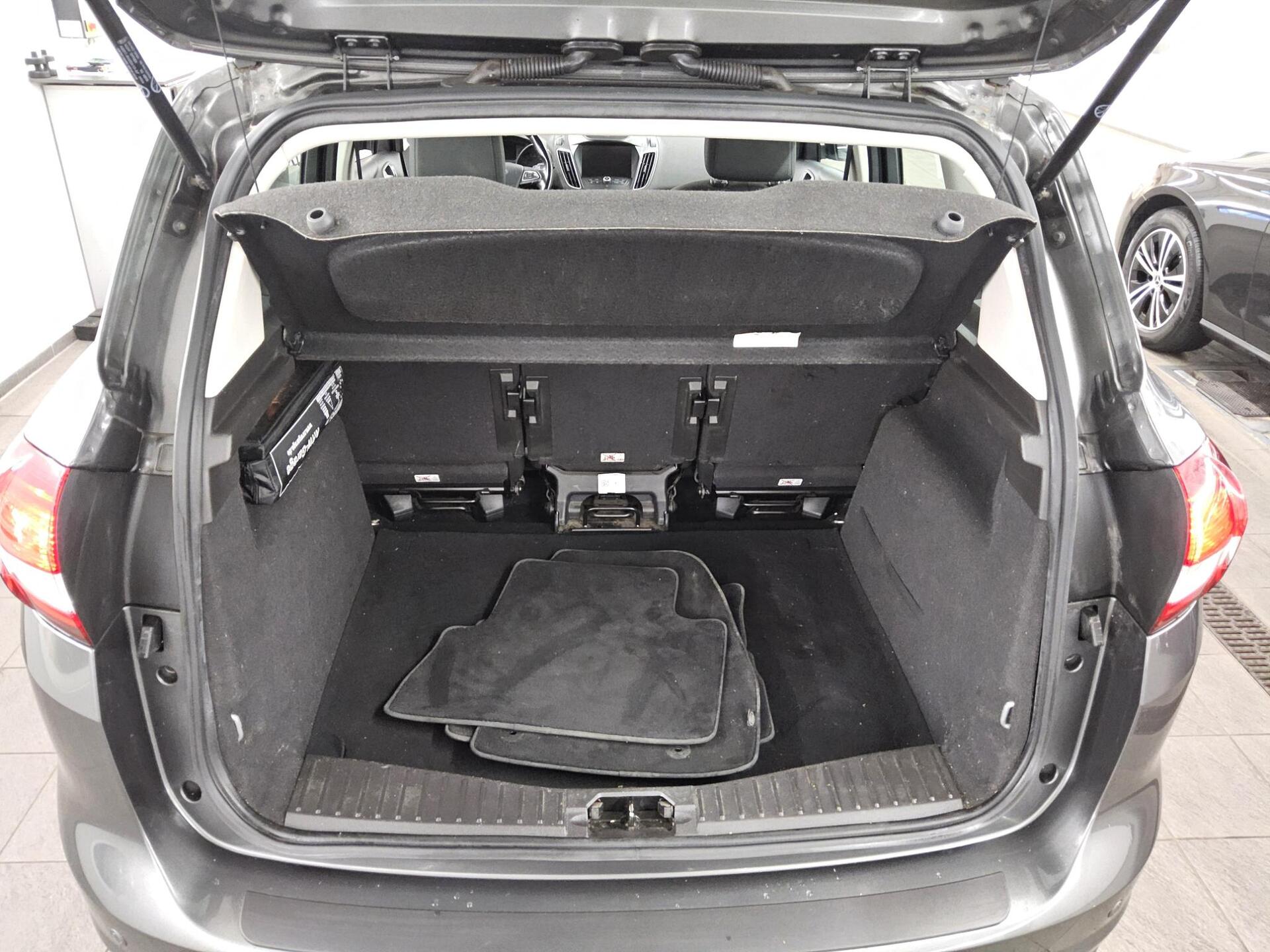 Ford C-Max 1.5 TDCi Titanium Navi PDC Shz 11