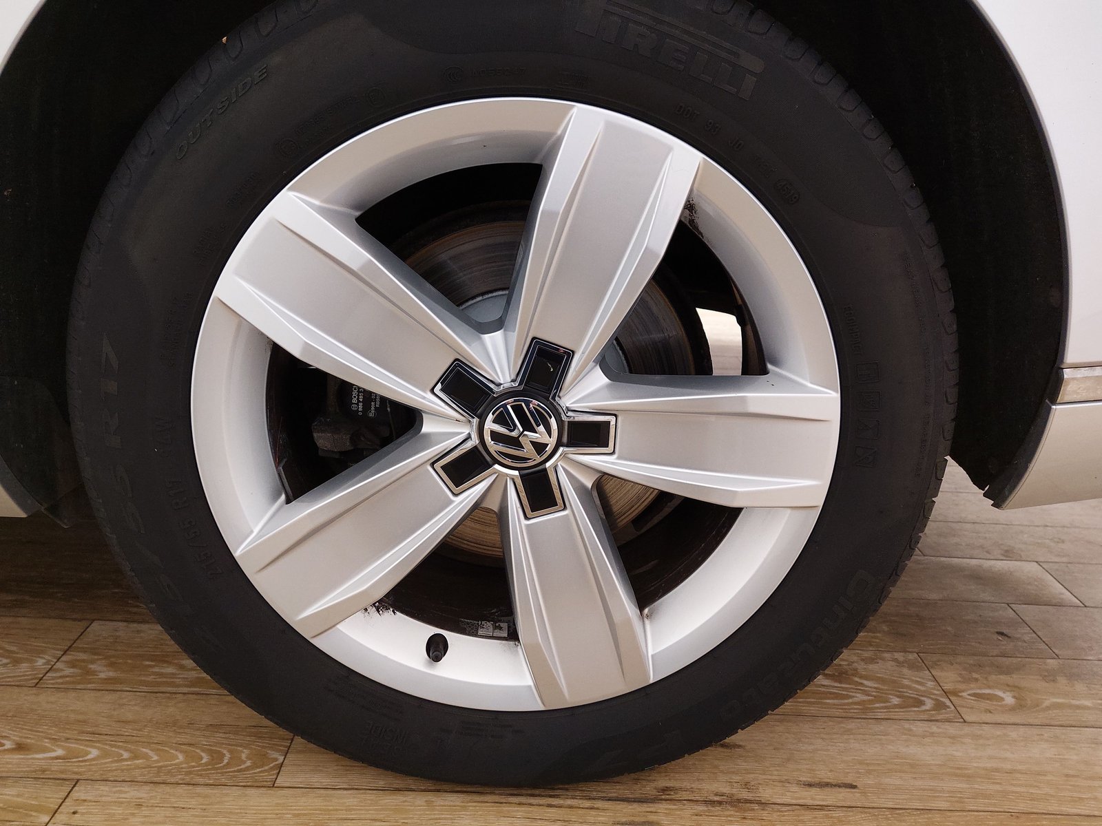 Volkswagen Passat Var. 2.0 TDI Elegance AID Navi Matrix AHK 8