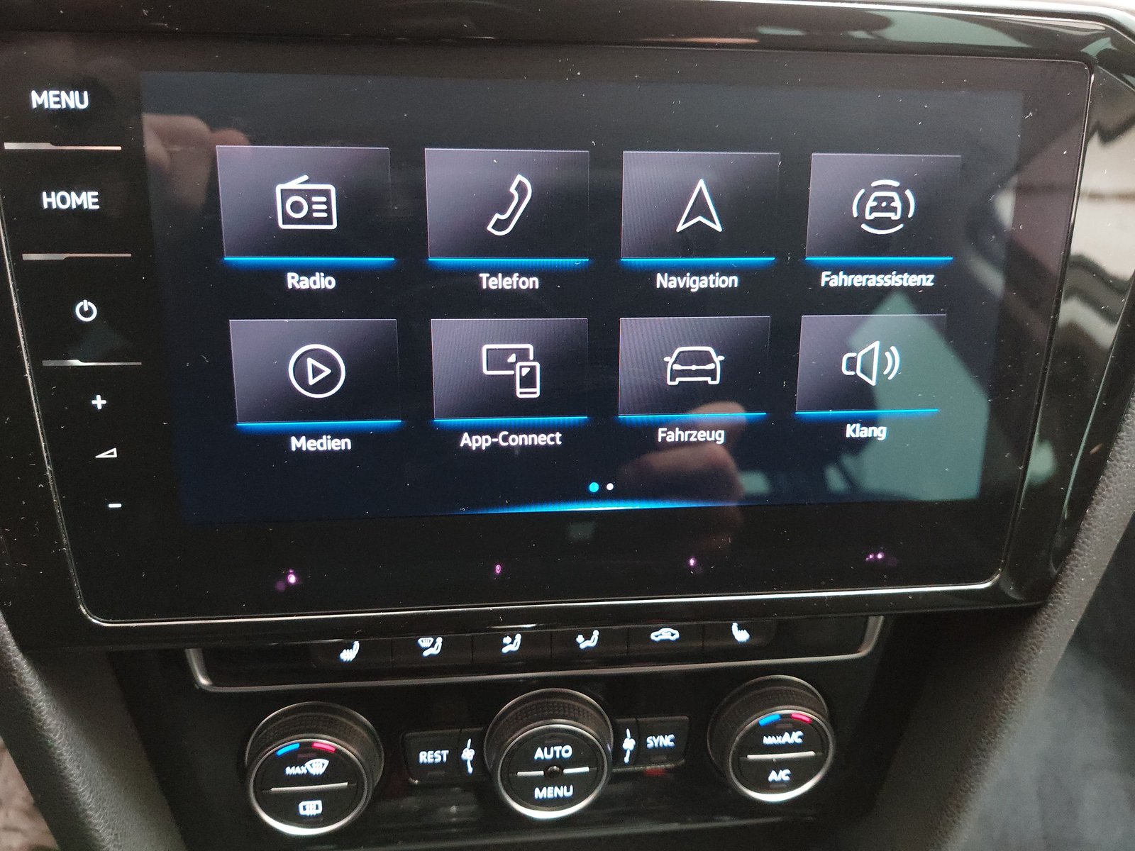 Volkswagen Passat Var. 2.0 TDI Elegance AID Navi Matrix AHK 20