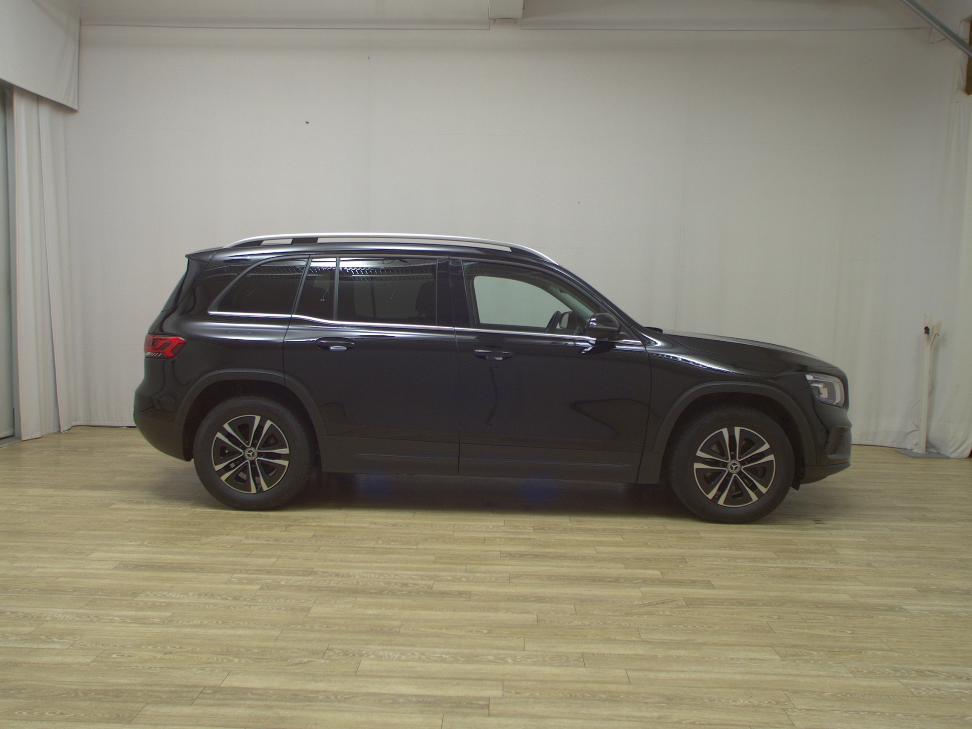 Mercedes-Benz GLB 200 d Style T-Leder Navi LED AHK Tempomat