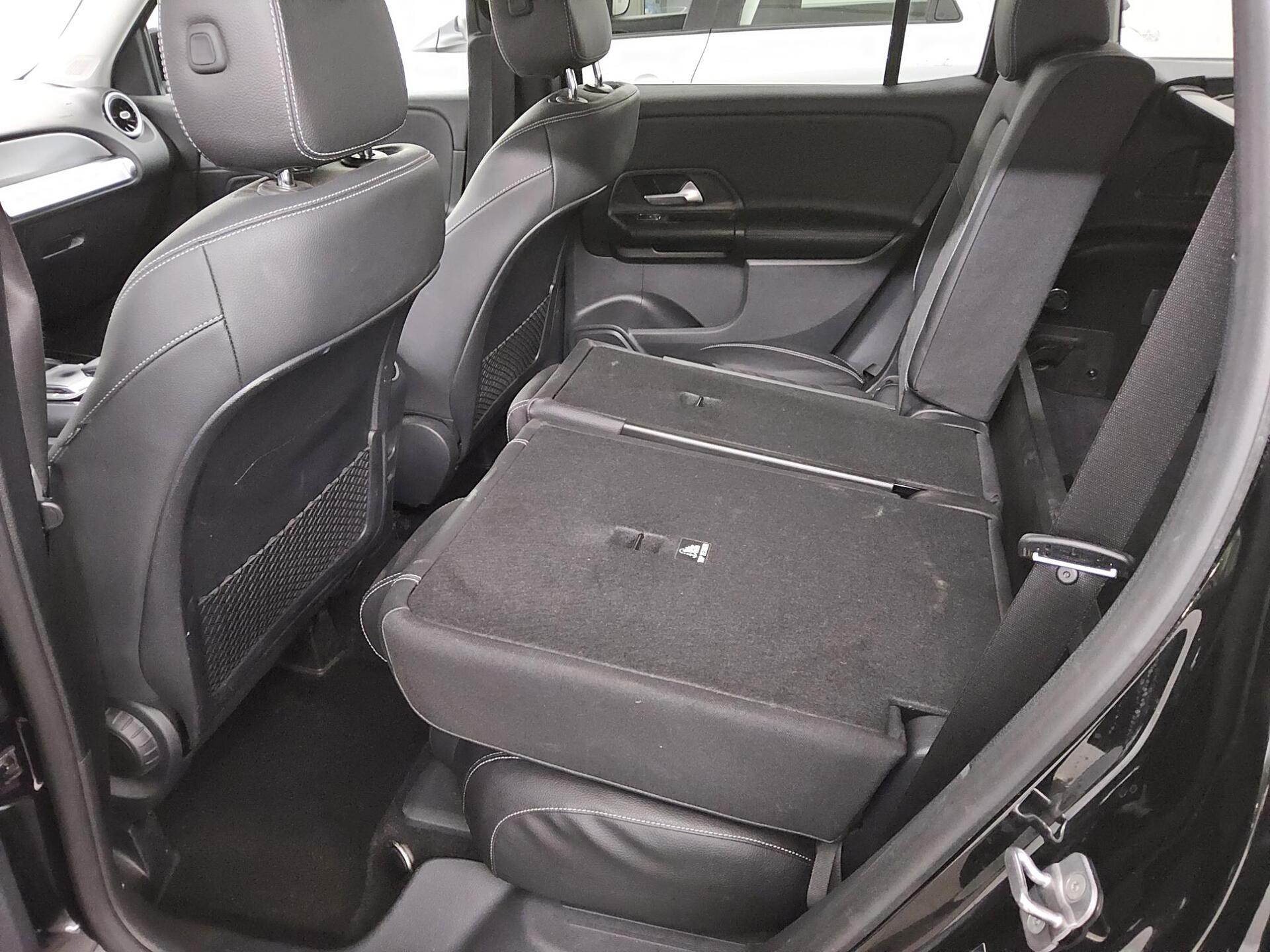 Mercedes-Benz GLB 200 d Style T-Leder Navi LED AHK Tempomat 13