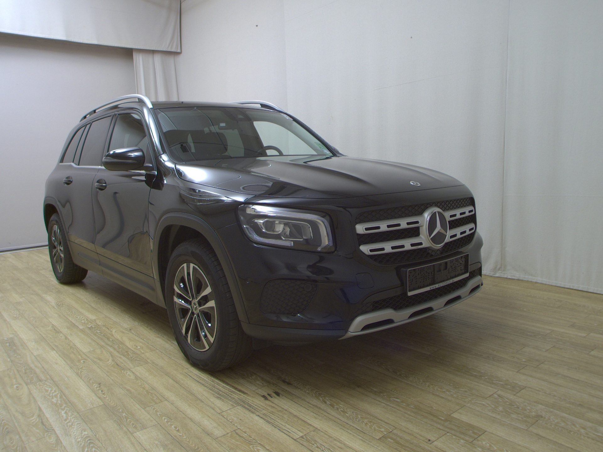 Mercedes-Benz GLB 200 d Style T-Leder Navi LED AHK Tempomat 3