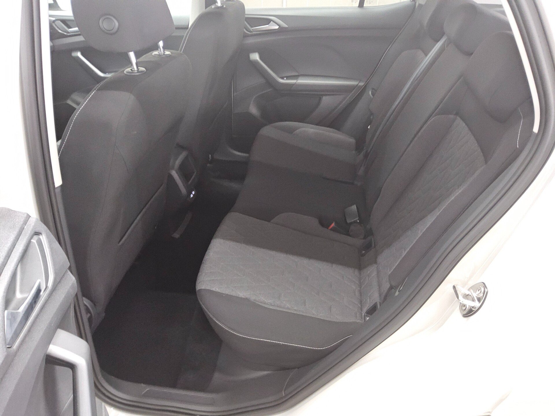 Volkswagen T-Cross 1.0 TSI Life Navi DC LED ACC SHZ PDC 13
