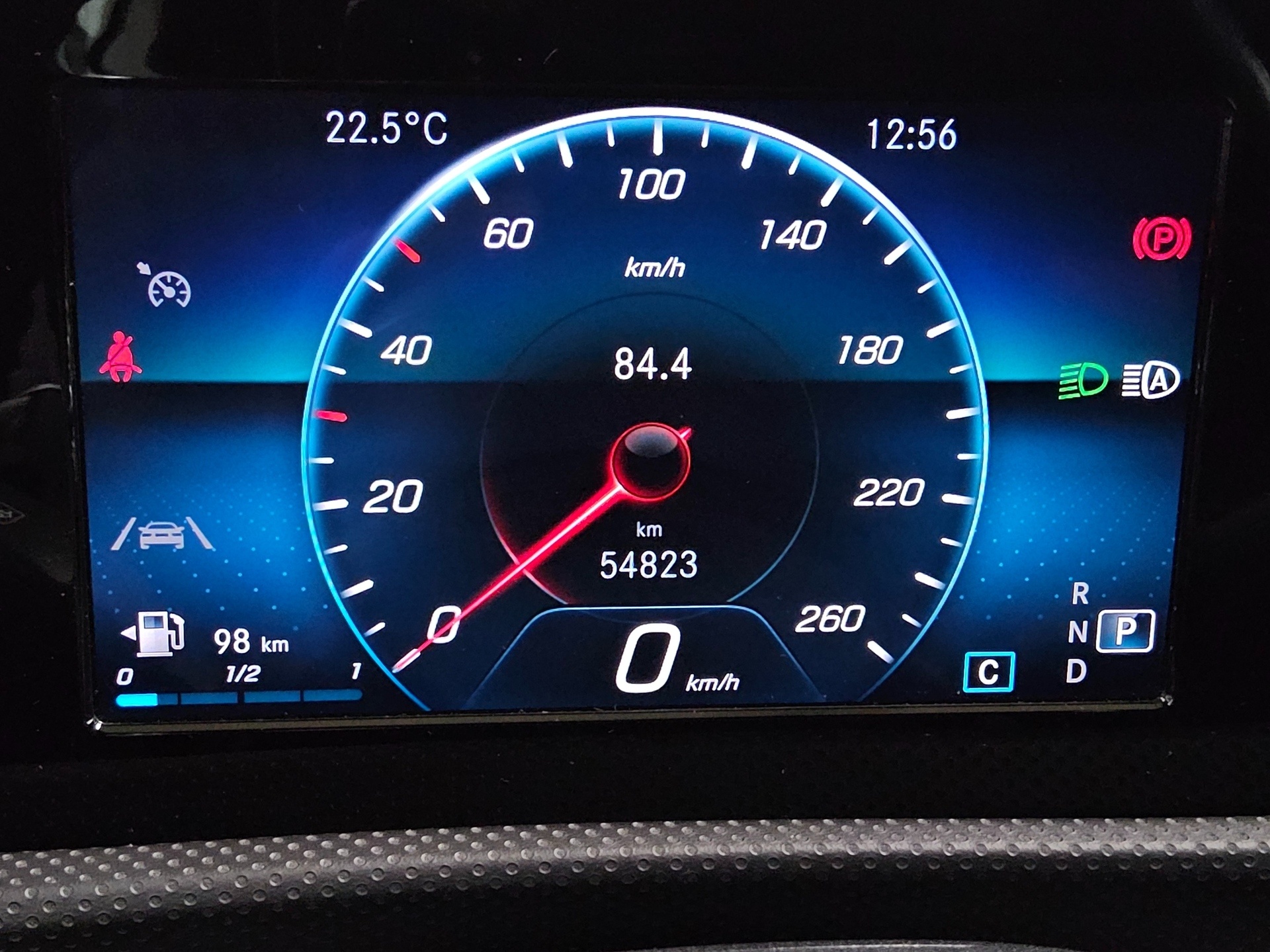 Mercedes-Benz CLA 200 SB d Progressive Leder Navi LED Tempomat 8
