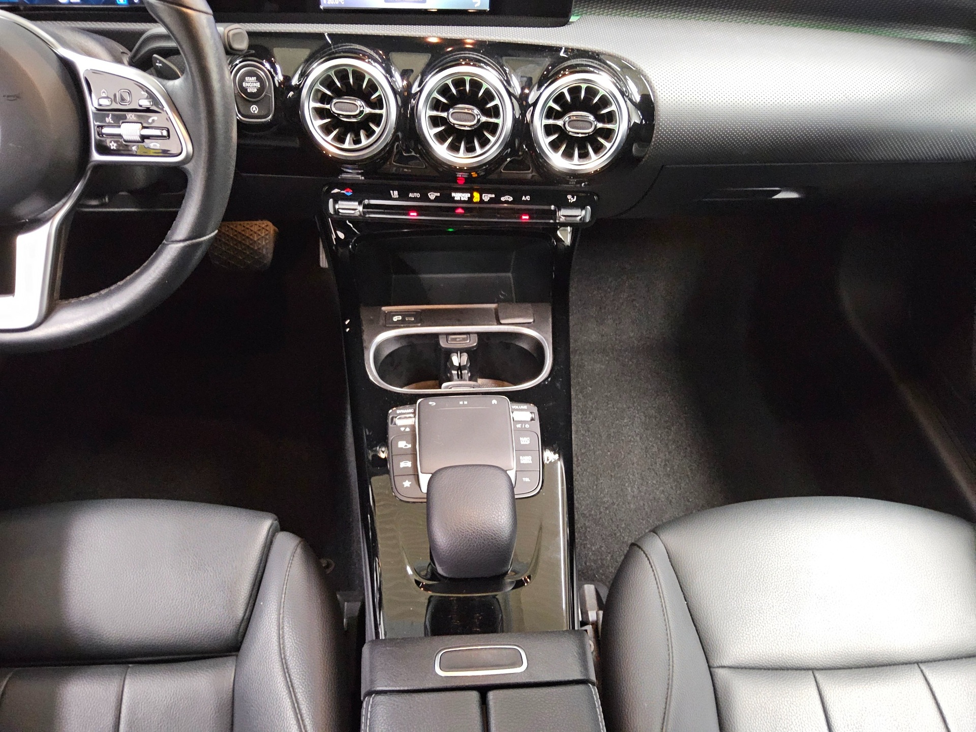 Mercedes-Benz CLA 200 SB d Progressive Leder Navi LED Tempomat 6