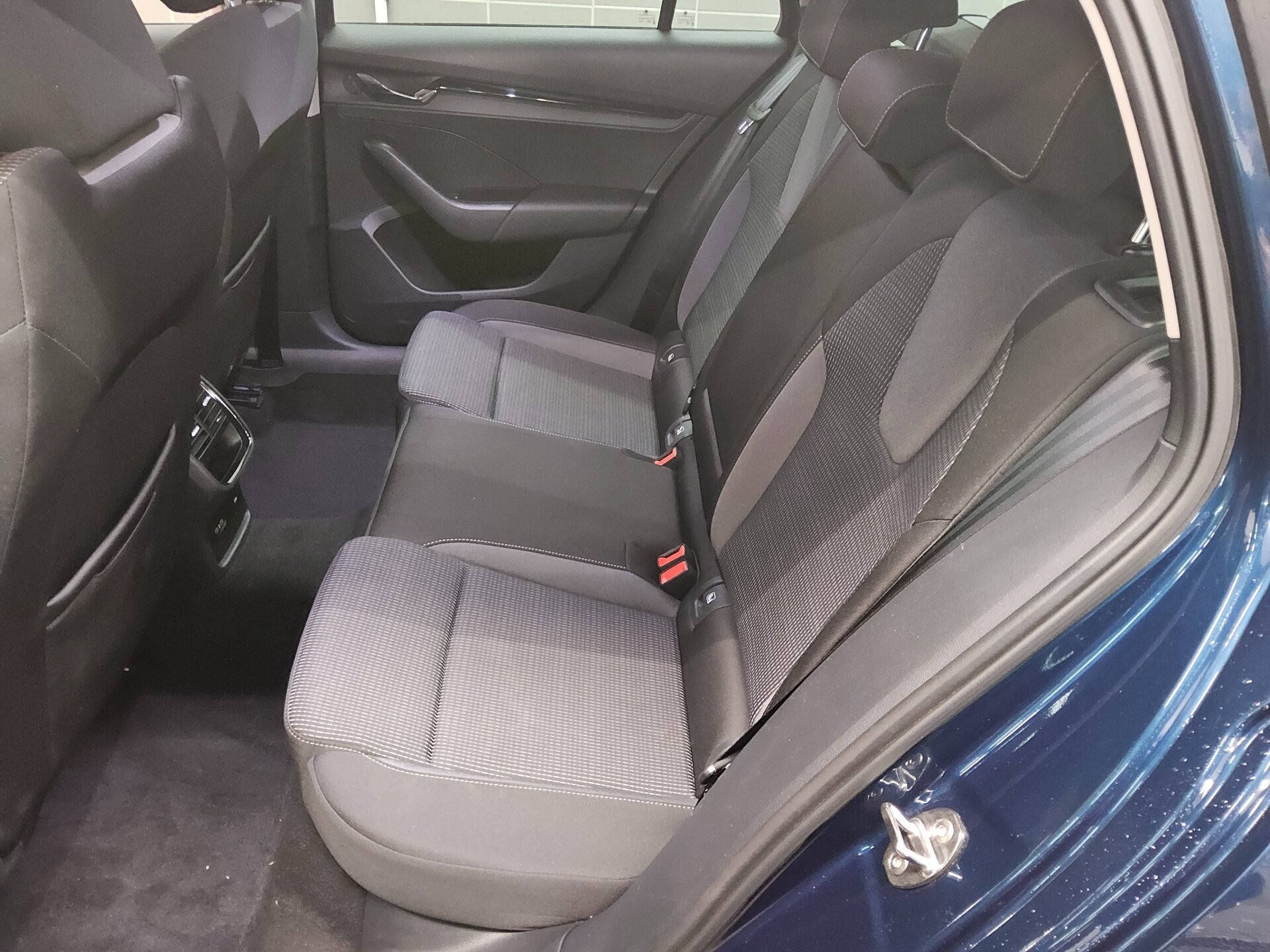 Skoda Octavia Kombi 1.0 TSI Clever Navi LED vc 13