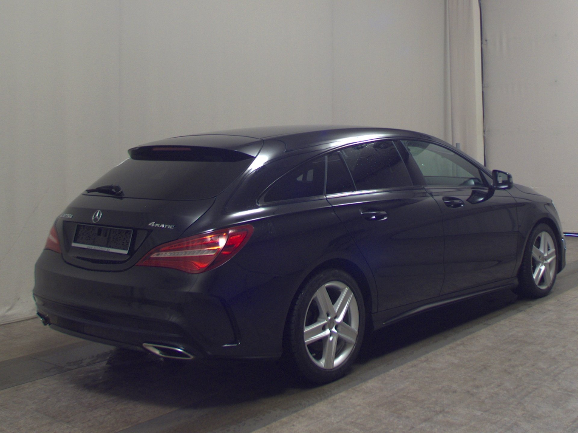Mercedes-Benz CLA 220 SB CDI 4M AMG-Line Navi LED Leder RFK Dist+ 4