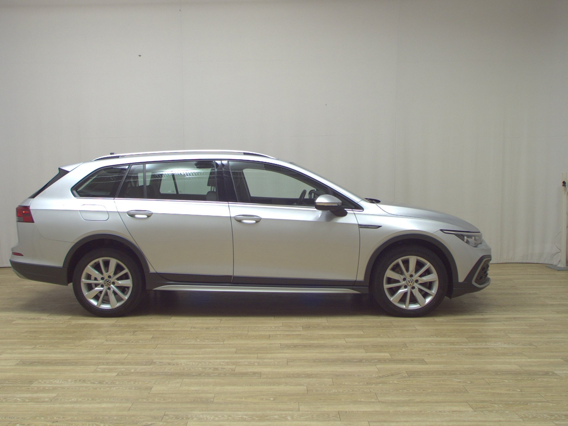 Volkswagen Golf Alltrack Golf-8 Alltrack 2.0 TDI 4M Navi LED+ AID AHK ACC