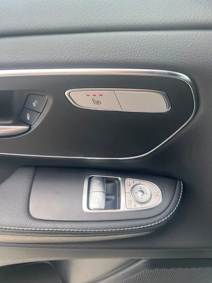 Mercedes-Benz V 250 4M LANG AMG LIEGEPAKET AHK 360° FACELIFT 15