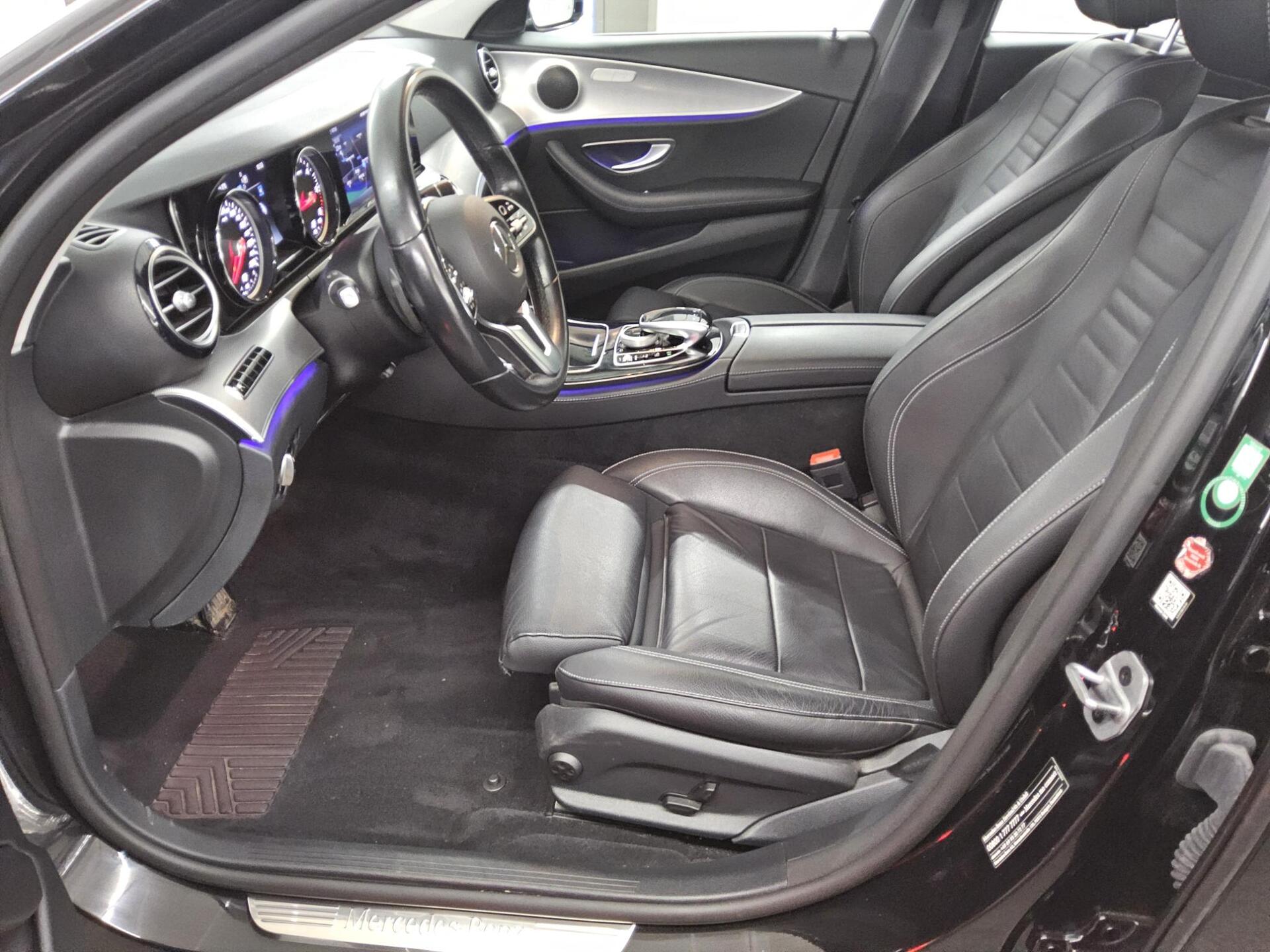 Mercedes-Benz E 220 T d Avantgarde Leder Navi LED RfK Distro+ 8