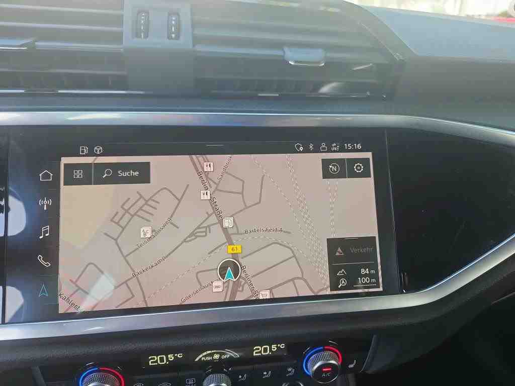 Audi Q3 35 TDI S-Line RFK LED AHK 8