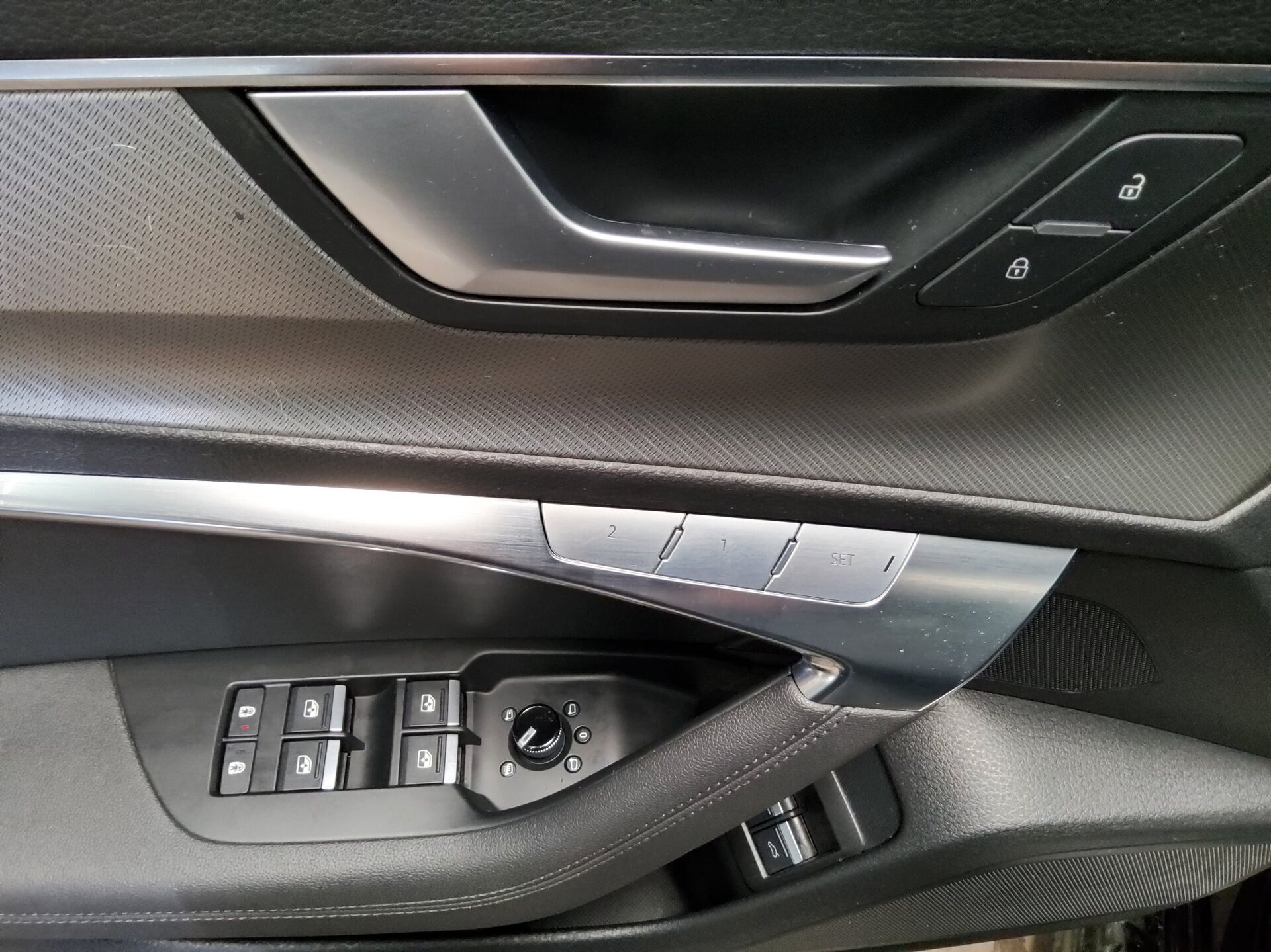 Audi A6 Avant 50 TFSI e Qu. design Nav Matrix Pano vc 10