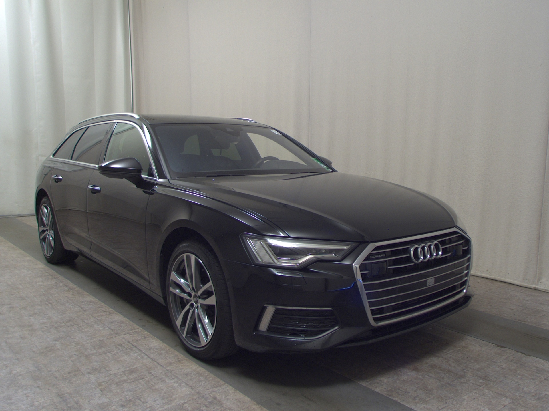 Audi A6 Avant 50 TFSI e Qu. design Nav Matrix Pano vc 3