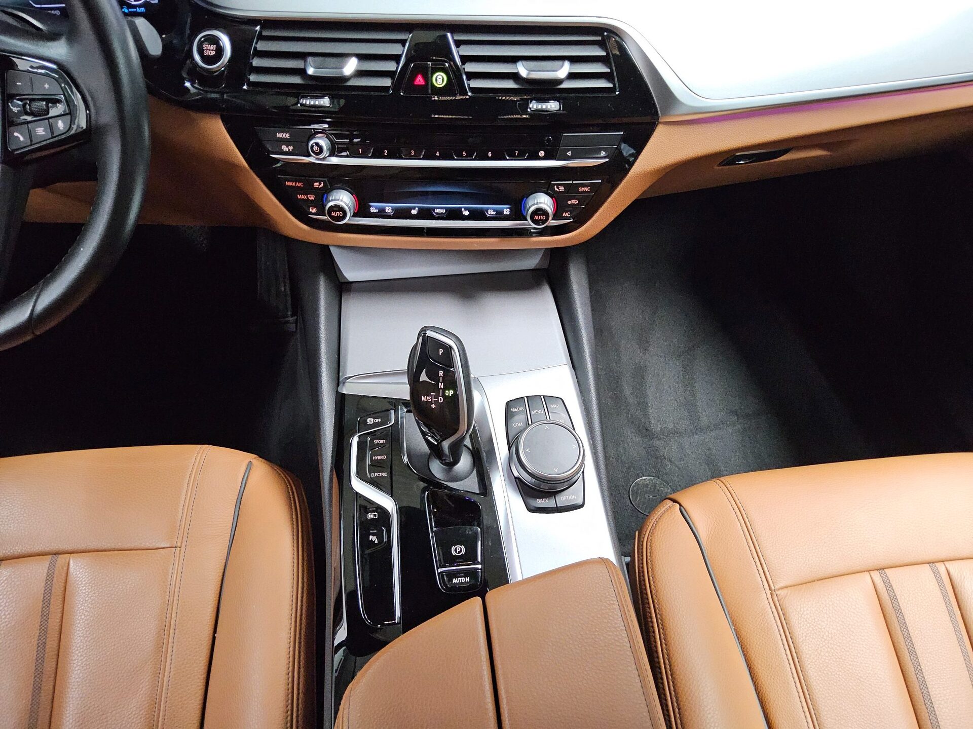 BMW 530e Leder Navi LED LC prof. 6