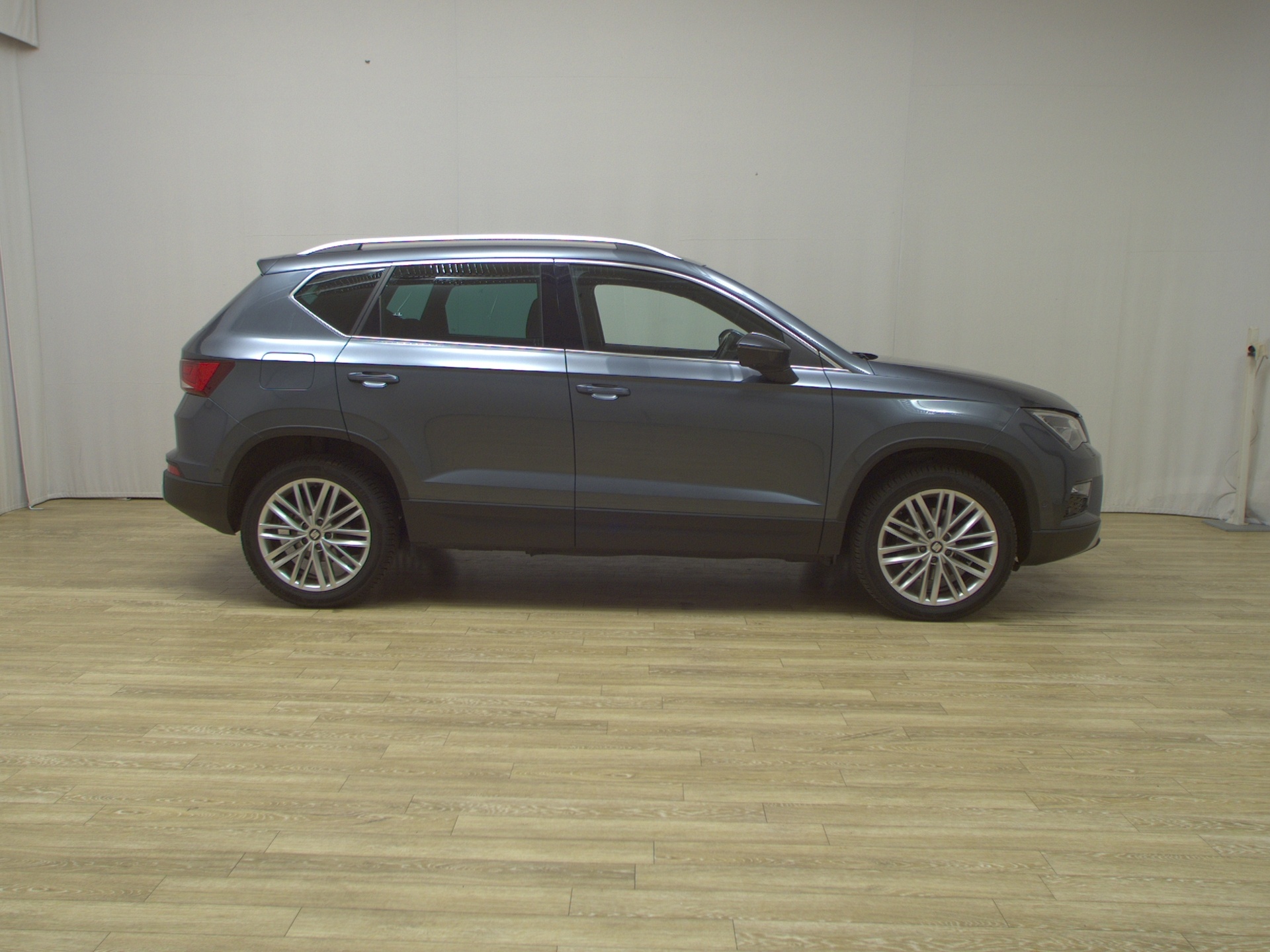 Seat Ateca 1.4 TSI Xcellence Navi LED RfK StHzg ACC